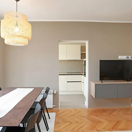 Apartment Manu1 *